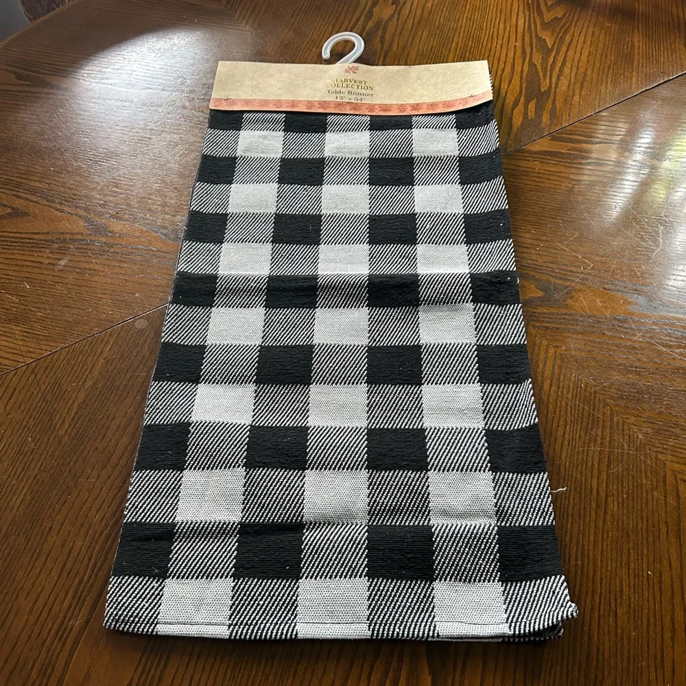 Black & White Buffalo Plaid Table-runner